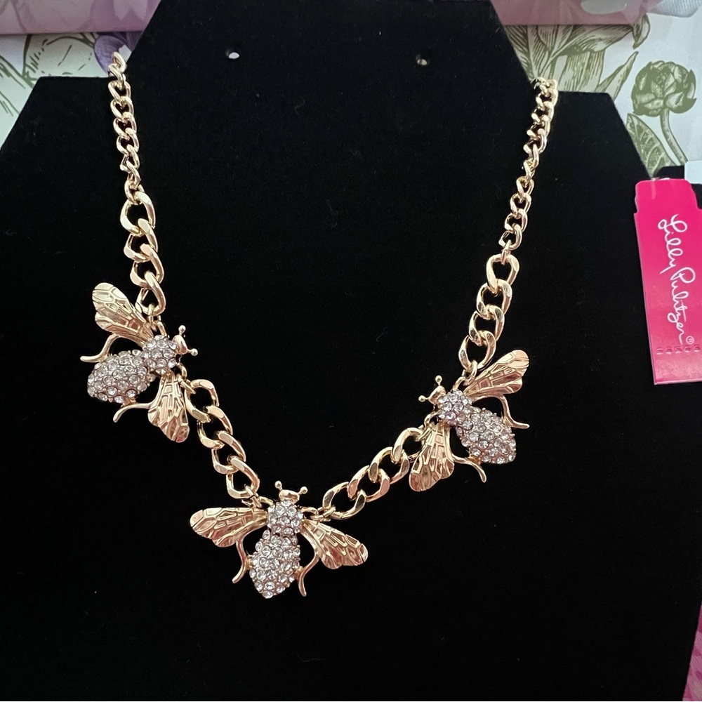 Lilly Pulitzer Gold Bee Charm necklace! 🐝💕 - Picture 2 of 2